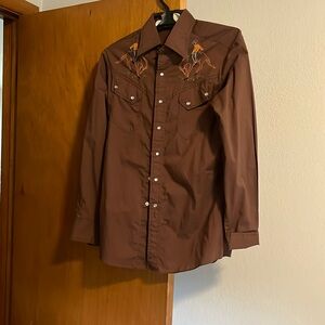 Vintage Cowboy Pearlsnap. Embroidered bucking broncos. Men’s M